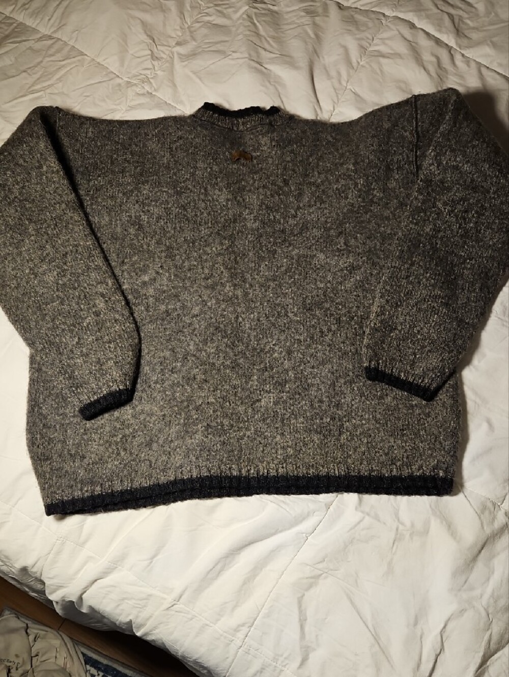Woolrich Men's Crewneck Sweater in Heather Gray - Picture 7 of 7